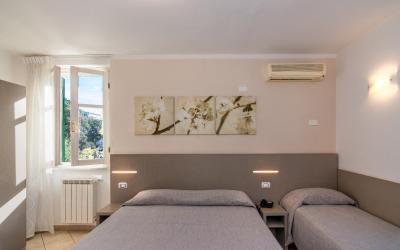 Camera Matrimoniale/Doppia con Letti Singoli