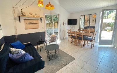 Maison de Vacances (8u00a0Adultes) Maison de Vacances (8u00a0Adultes)
