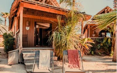 Hutte Tiki Jardin Premium 1 Chambre avec Canapu00e9-Lit (2 Adultes + 2 Enfants) Hutte Tiki Jardin Premium 1 Chambre avec Canapu00e9-Lit (2 Adultes + 2 Enfants)