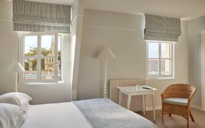 Chambre Double Standardu00a0- Vue sur u00c9glise Chambre Double Standardu00a0- Vue sur u00c9glise