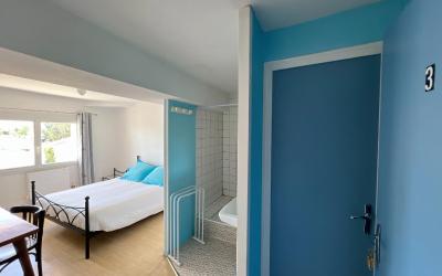 Chambre Double Deluxe avec Douche Chambre Double Deluxe avec Douche