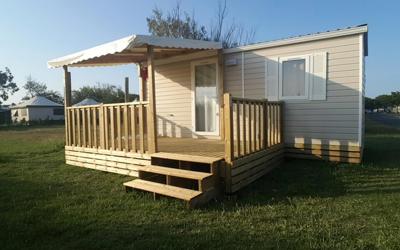 Mobile Home avec Terrasse sans Installations Sanitaires