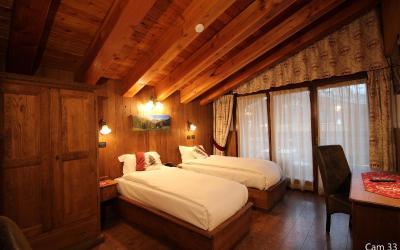 Camera Superior Matrimoniale/Doppia con Letti Singoli 