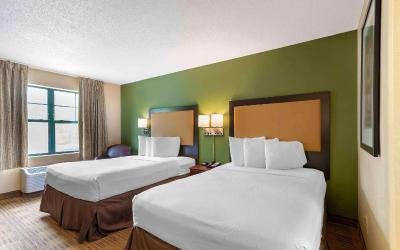 Studio with 2 Double Beds - Non-Smoking