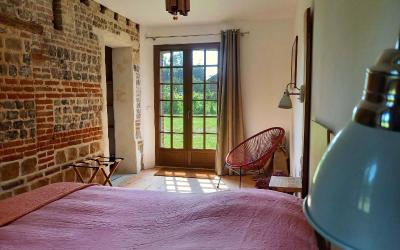 Chambre Lit Queen-Size - Vue sur Jardin Chambre Lit Queen-Size - Vue sur Jardin