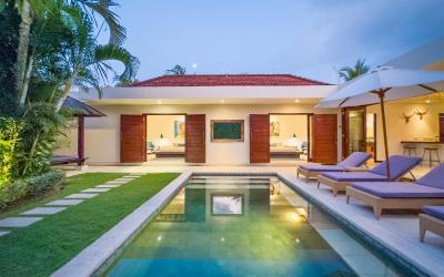 Vila Umah Kupu Kupu2 2 Kamar Tidur dengan Kolam Renang Pribadi