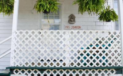 Cottage Mrs Johnsons