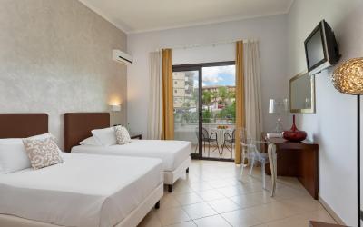 Camera Matrimoniale/Doppia con Letti Singoli