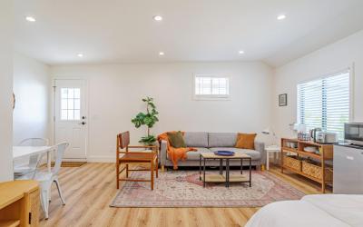 One-Bedroom House