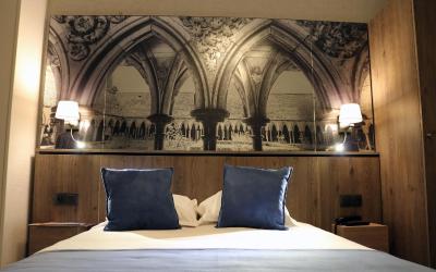 Chambre Double - Annexe Saint-Michel Chambre Double - Annexe Saint-Michel