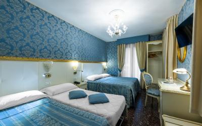 Camera Familiare (4 Adulti) 