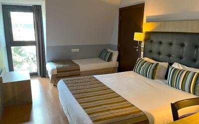 Hu00e9bergement avecu00a01u00a0Lit Double etu00a01u00a0Lit Simple. Hu00e9bergement avecu00a01u00a0Lit Double etu00a01u00a0Lit Simple.