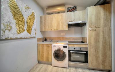 Two-Bedroom Apartment - Huit