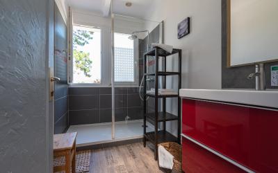 Chambre Double avec Douche Commune