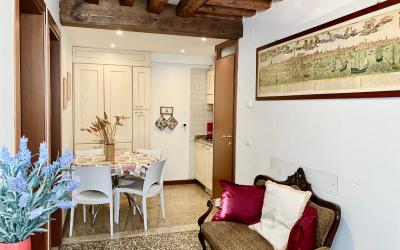 Appartamento con 2 Camere da Letto