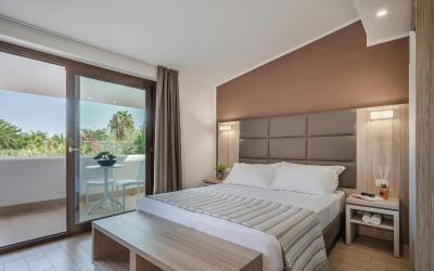 Camera Familiare (2 Adulti + 2 Bambini)