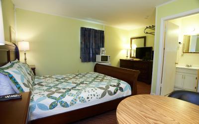 Queen Room
