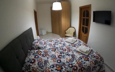 Camera Matrimoniale con Bagno Privato