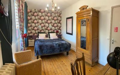 Chambre Lit Queen-Size 