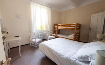 Chambre Quadruple avec Baignoire