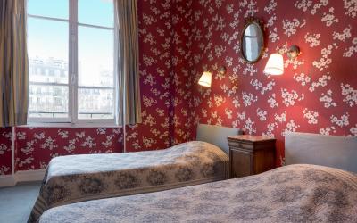 Chambre Lits Jumeauxu00a0- Vue sur Notre-Dame  Chambre Lits Jumeauxu00a0- Vue sur Notre-Dame