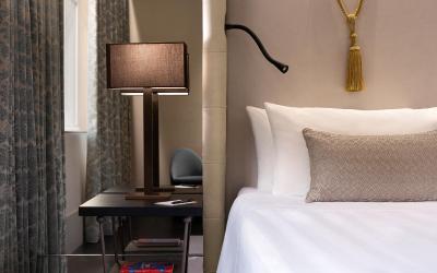 Junior Suite con Letto King Size e Vista sulla Cittu00e0