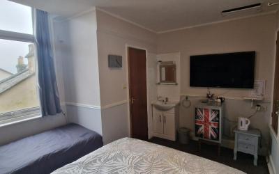Family Room with Shower
