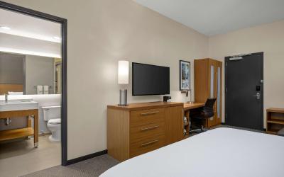 King Room with Sofa Bed - High Floor