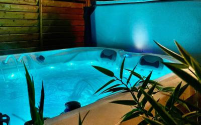 Suite avec Jacuzzi - Vue sur Montagne 