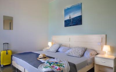 Camera Familiare (2 Adulti + 2 Bambini)