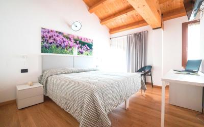 Camera Matrimoniale/Doppia con Letti Singoli