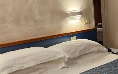 Camera Familiare (2 Adulti + 2 Bambini)