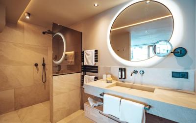 Camera Queen Superior