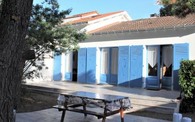 Maison de Vacances (7 Adultes)