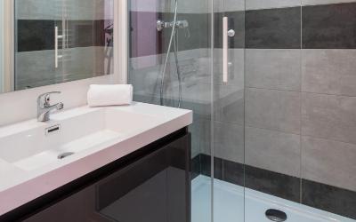 Chambre Familiale avec Salle de Bains Chambre Familiale avec Salle de Bains