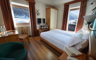 Camera Matrimoniale/Doppia con Letti Singoli con Balcone 