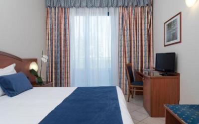 Camera Standard Doppia con Letti Singoli