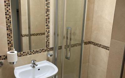 Lit Simple dans Dortoir Mixte Lit Simple dans Dortoir Mixte