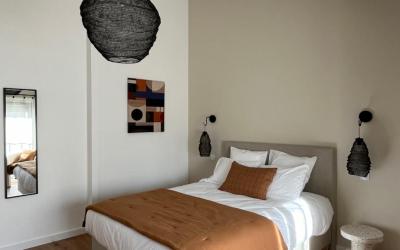 Chambre Lit Queen-Size - Vue sur Jardin