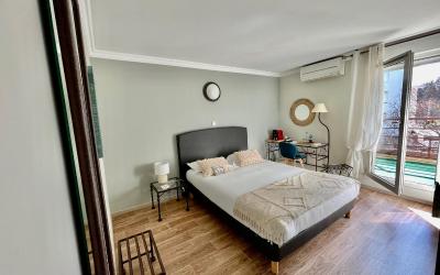 Chambre Supu00e9rieure avec Terrasse Chambre Supu00e9rieure avec Terrasse