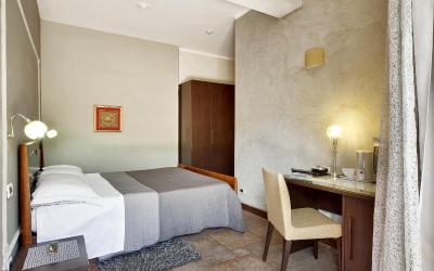 Camera Matrimoniale/Doppia con Letti Singoli