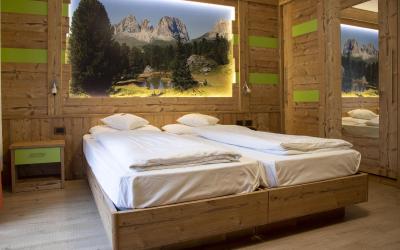 Camera Quadrupla Deluxe