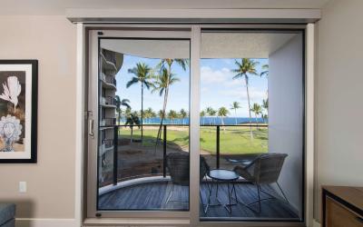 One-Bedroom King Suite Plus - Partial Ocean View