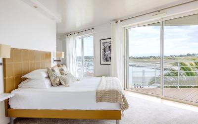 Chambre Triple Supu00e9rieure avec Terrasse - Vue sur Mer Chambre Triple Supu00e9rieure avec Terrasse - Vue sur Mer