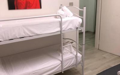 Camera Quadrupla con Bagno in Comune 