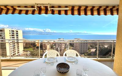Appartement - Vue sur Mer Appartement - Vue sur Mer
