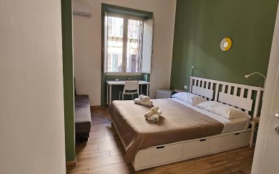 Camera Tripla Deluxe 