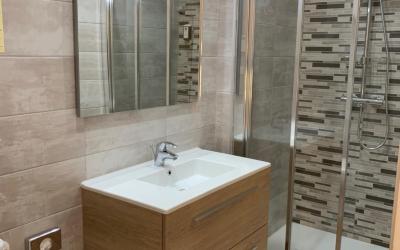 Chambre Lit Queen-Size Supu00e9rieure - Non-Fumeurs Chambre Lit Queen-Size Supu00e9rieure - Non-Fumeurs