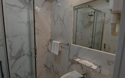 Camera Quadrupla Deluxe