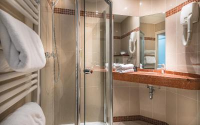 Chambre Double ou Lits Jumeaux Supu00e9rieure Chambre Double ou Lits Jumeaux Supu00e9rieure